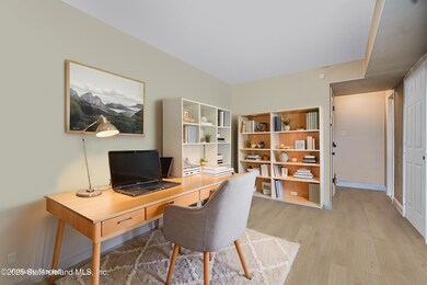 83 Ilyssa Way unit 546, Staten Island, NY 10312 - photo 4