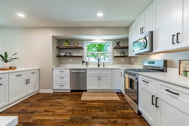 1325 Azalea Dr, Munster, IN 46321 - photo 6