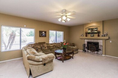 880 W Laredo AZ-13