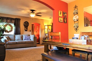 152 W Van Buren St, Nappanee, IN 46550 - photo 4