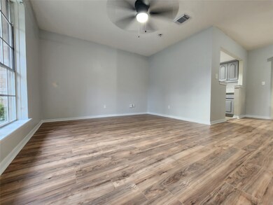 9718 Jaywood Dr, Houston, TX 77040 - photo 3