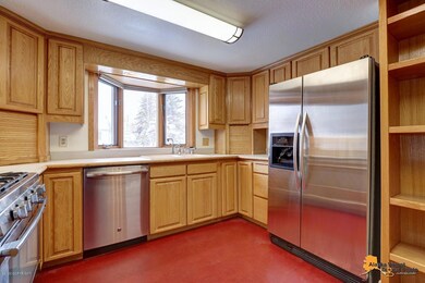 Updated stainless appliances