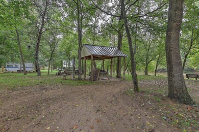 1058 Maukdale-24