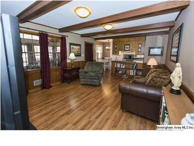 Spacious Family Room
