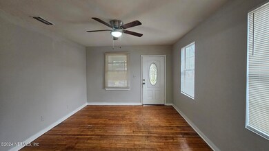 5326 Lexington Ave, Jacksonville, FL 32210 - photo 2