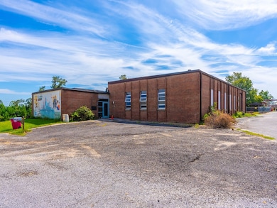 907 N Pierce St, Alma, GA 31510 - photo 2