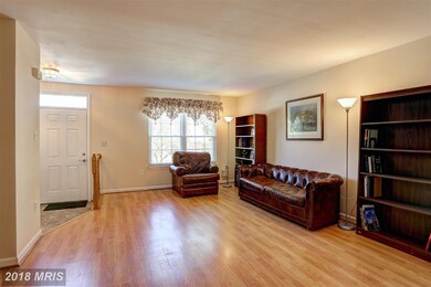 1219 Martha Greenleaf Dr, Crofton, MD 21114 - photo 2