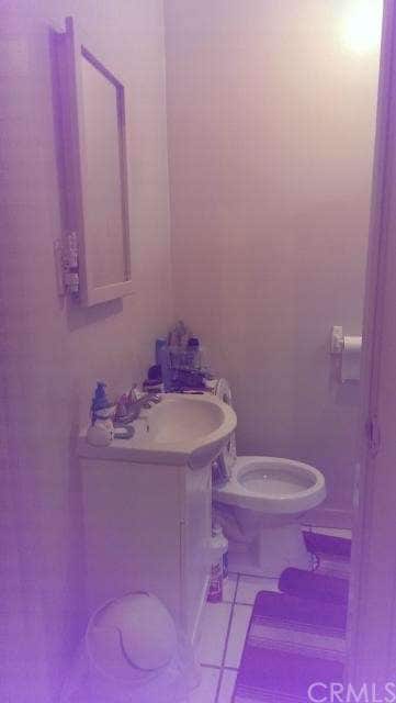 2054 E Piru St, Compton, CA 90222 - photo 4