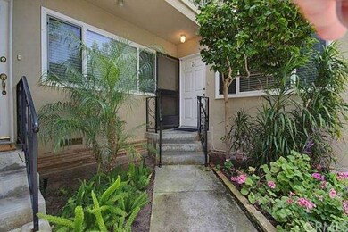 Lush entry way into home