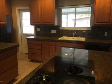 kitchen1