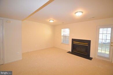 13509 Bannacker Place, Herndon, VA 20171 - photo 4