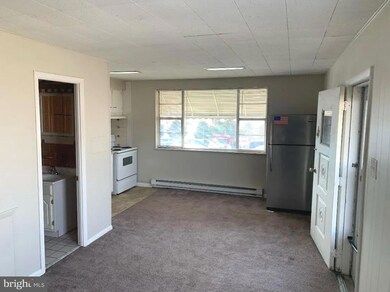 1310 4th Ave unit 2, Essington, PA 19029 - photo 3