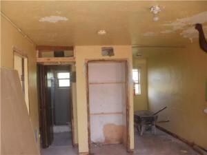 525 SW 8th St unit 1, Belle Glade, FL 33430 - photo 3