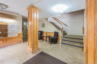 White Oak Cooperative Housing unit 1E, New Rochelle, NY 10801 - photo 4