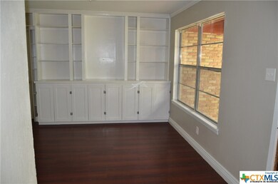 410 Nauert St, Copperas Cove, TX 76522 - photo 3