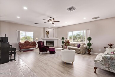 Living Room (LR)-Pic 1- & Mntn Views