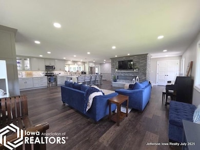 1167 N Ave, Jefferson, IA 50129 - photo 6