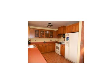 Kitchen. Beautiful art deco detailing in this larg