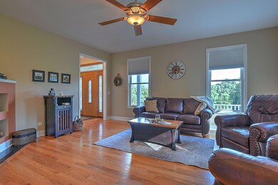 219 Glendale Rd-7