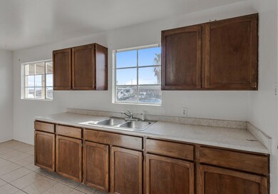 1110 Cuba Dr, El Paso, TX 79915 - photo 6