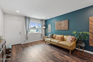 04-Living Area