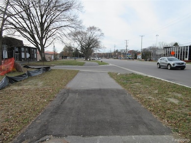 21751 W Nine Mile Rd, Southfield, MI 48075 - photo 5