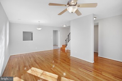 16202 Taconic Cir, Dumfries, VA 22025 - photo 3