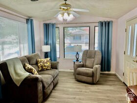 2063574_87016cafb827fd9c21c4e26a643d116c