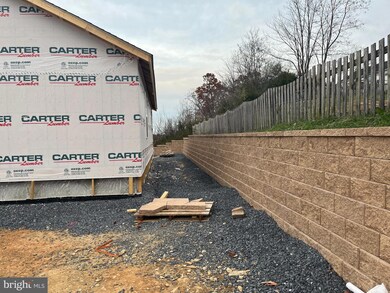 776 Fulton Dr, Strasburg, VA 22657 - photo 4