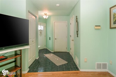 32-Living Room to Entry_1026