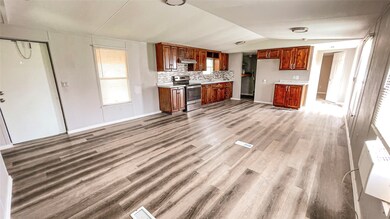 70 County Road 3479h, Cleveland, TX 77327 - photo 7