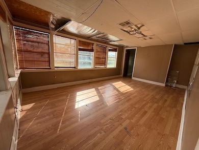 181 Medical Ln, Grand Isle, LA 70358 - photo 3