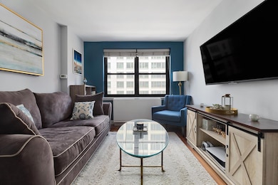 The Crystal House unit 804, New York, NY 10010 - photo 3