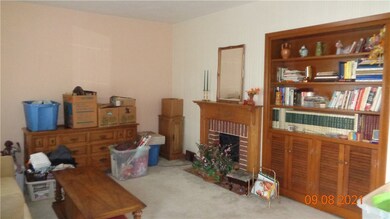 315 Longfellow St, Vandergrift, PA 15690 - photo 7