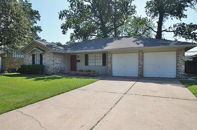 13934 Hollypark Dr, Houston, TX 77015 - photo 3