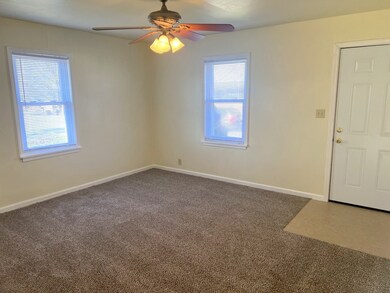 705 W 29th St, Anderson, IN 46016 - photo 7