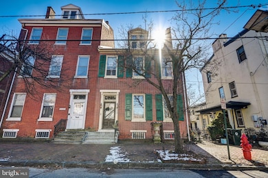 220 E Union St, Burlington, NJ 08016 - photo 2