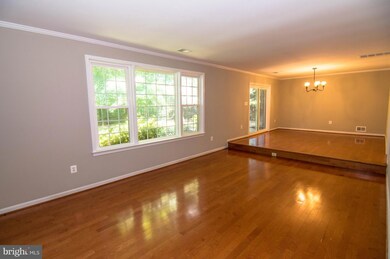 1504 Snughill Ct, Vienna, VA 22182 - photo 6