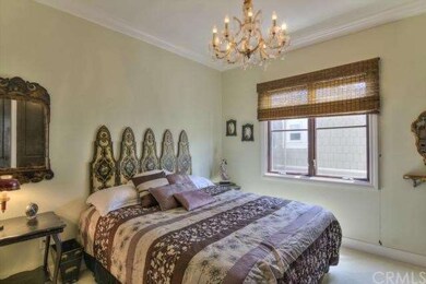 Main floor guest room