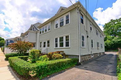 97 Wellsmere Rd unit 2, Roslindale, MA 02131 - photo 2