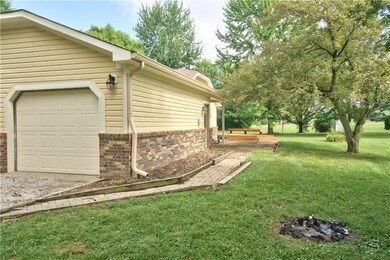 4328 Gibbs Rd, Danville, IN 46122 - photo 4