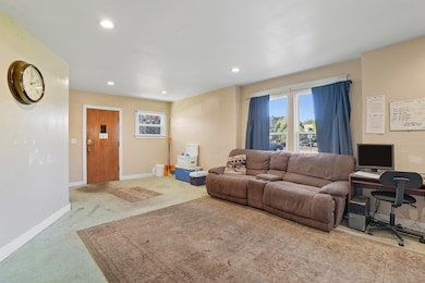 909 E Augusta Ave, Spokane, WA 99207 - photo 4