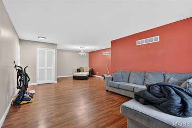 10327 Forest Brook Ln unit F, Saint Louis, MO 63146 - photo 5