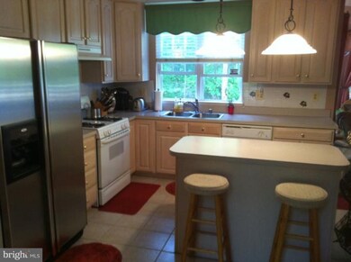 1520 Mckinan Ct, Severn, MD 21144 - photo 2