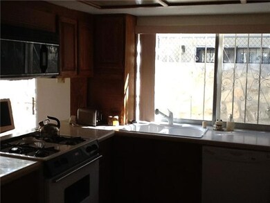 10656 Park View Cir unit 1, El Paso, TX 79935 - photo 5