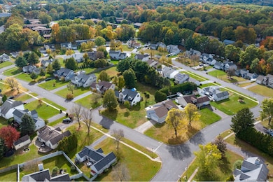 52 Charis Rd, Manchester, CT 06042 - photo 2