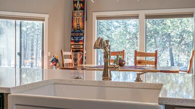 17718 Sparks Ln, Sunriver, OR 97707 - photo 7