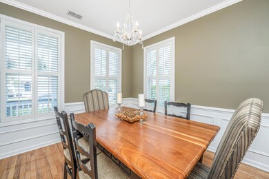 2266SandyPointLn06