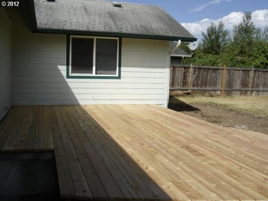 3707 Plumtree Dr, Eugene, OR 97402 - photo 3