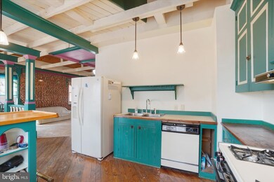 13 S Main St, Seven Valleys, PA 17360 - photo 2